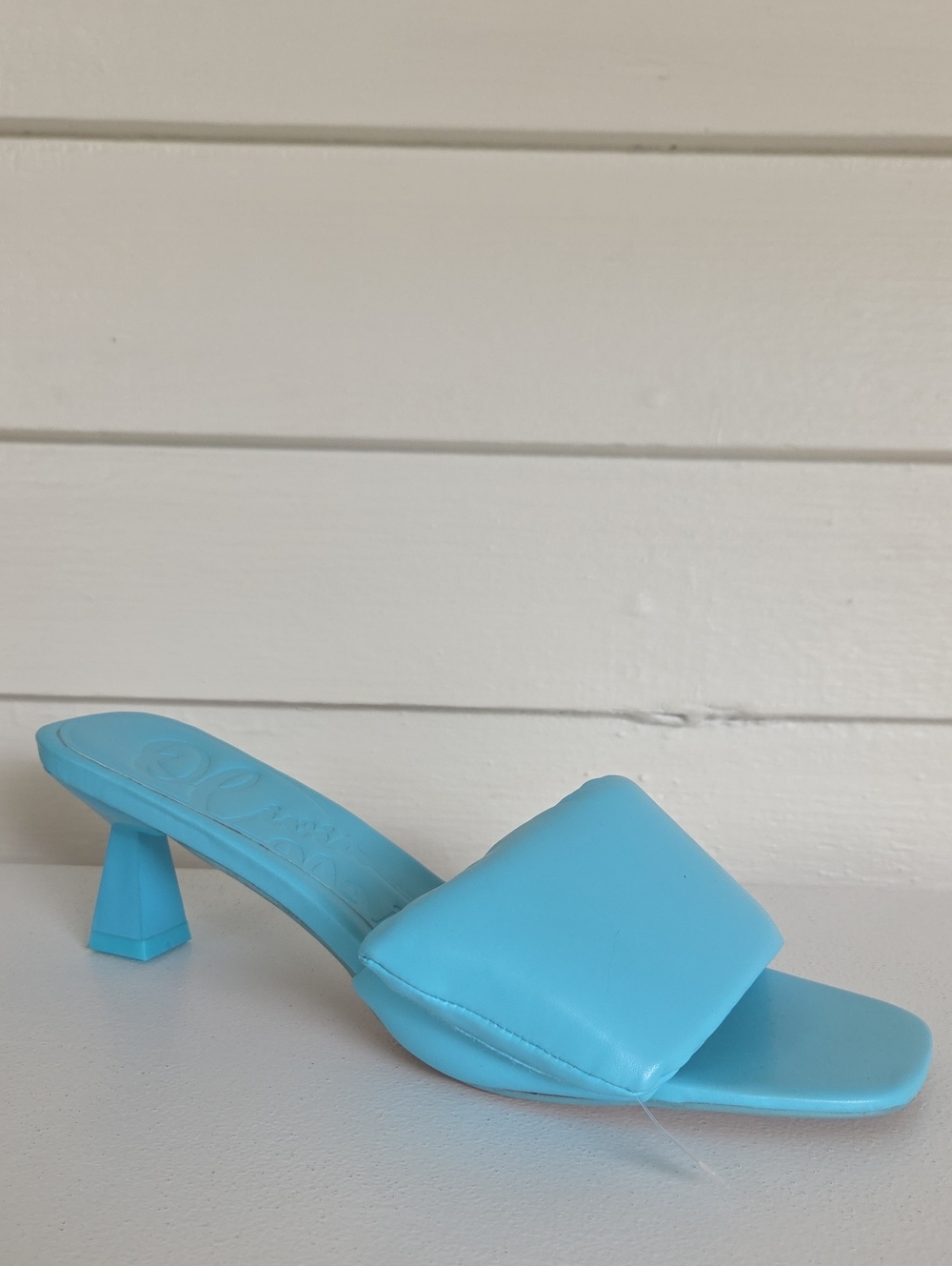 Olivia Miller Allure Women's Turquoise kitten Heels Slide Sandals Size 8.5